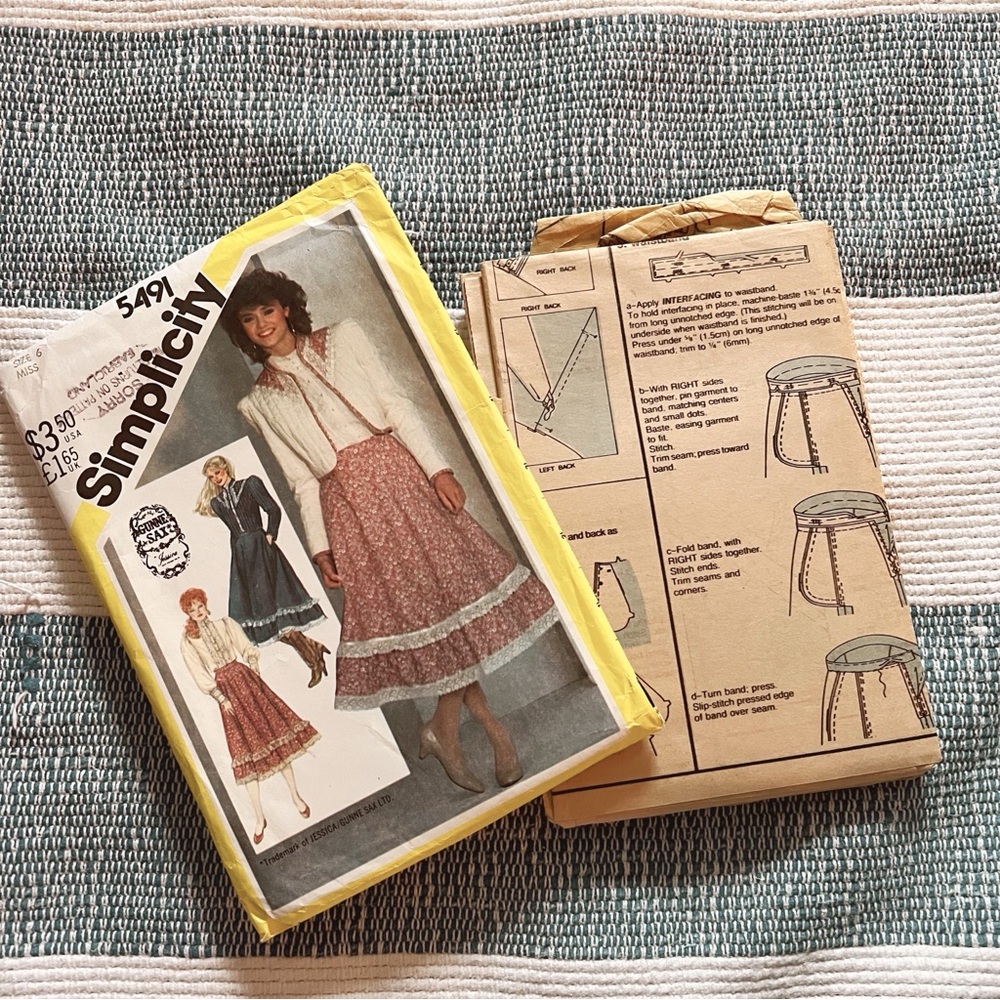 Vintage 1982 Gunne‎ Sax Simplicity dress sewing pattern #5491 UNCUT NOS
